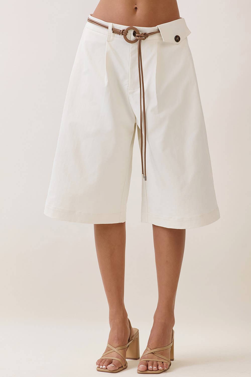 Ciara Bermuda Shorts Off White